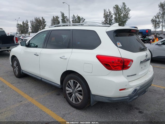 Nissan Pathfinder S 2wd