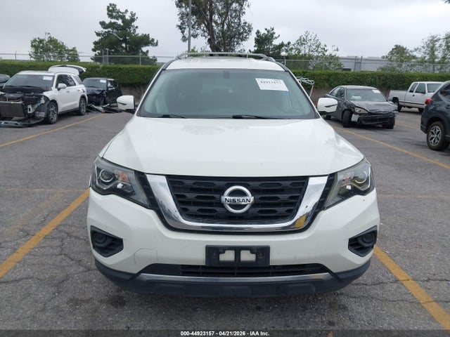 Nissan Pathfinder S 2wd