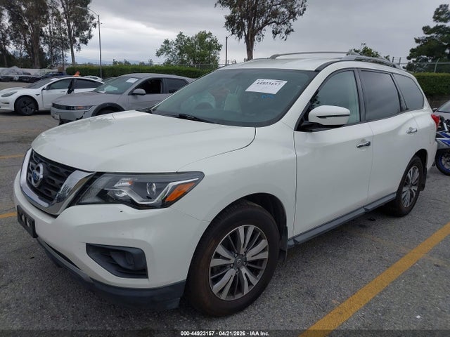 Nissan Pathfinder S 2wd