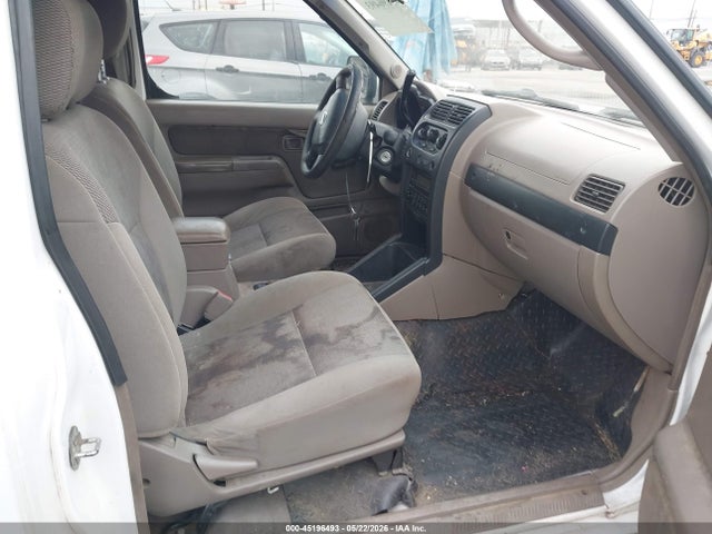 Nissan Frontier Xe