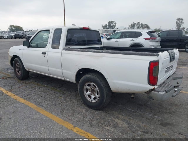 Nissan Frontier Xe