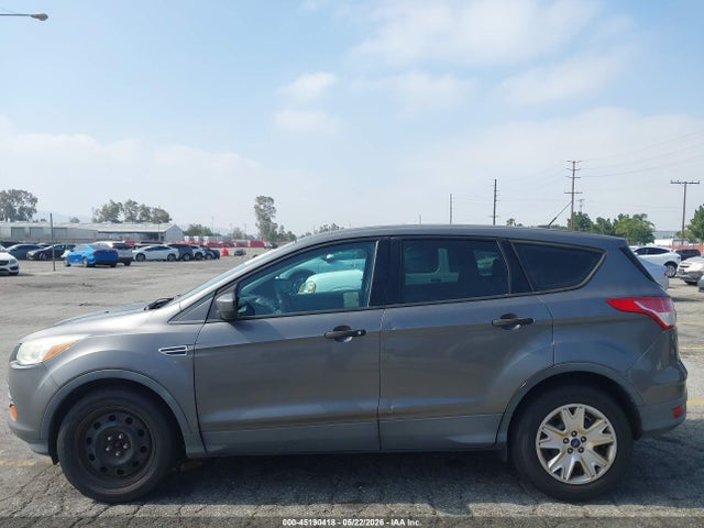 Ford Escape S