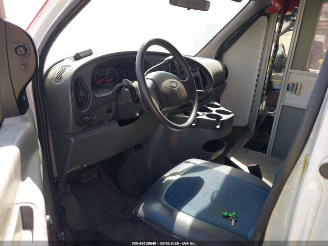Ford E-450