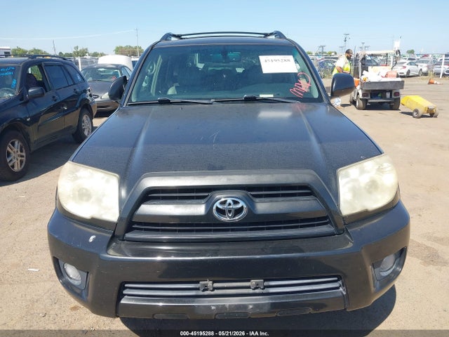 Toyota 4Runner Limited V6