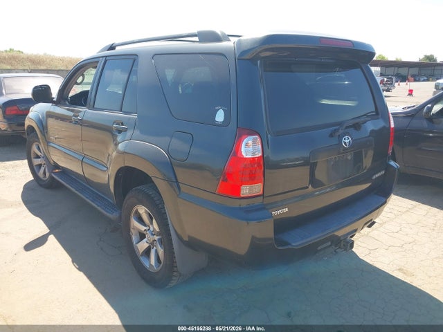 Toyota 4Runner Limited V6