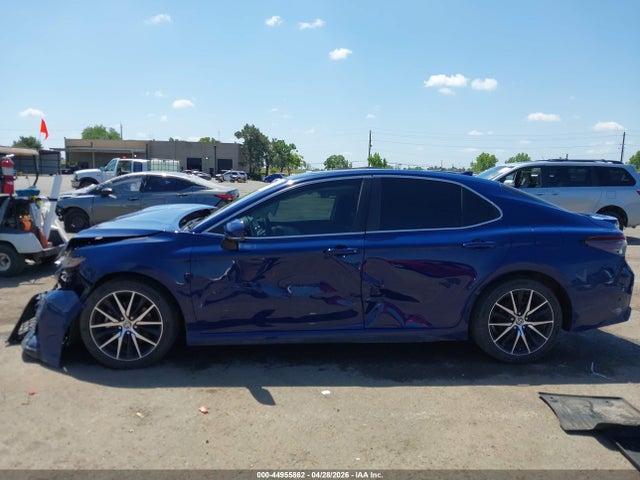 Toyota Camry Se Awd