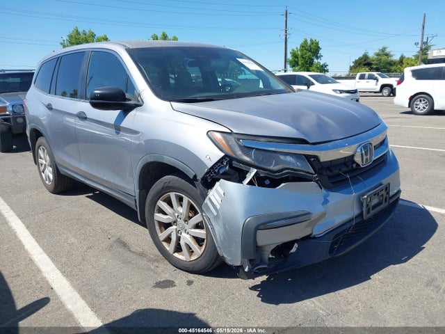 Salvage Honda Pilot Image