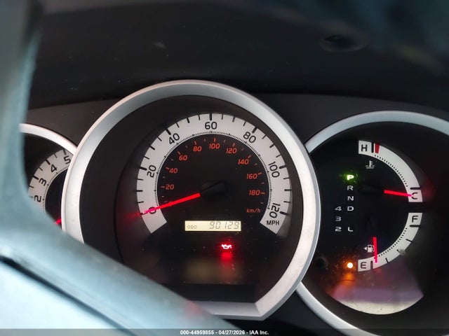Toyota Tacoma Base V6