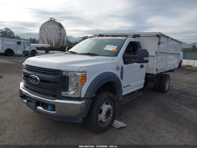 Salvage Ford F-550 Image