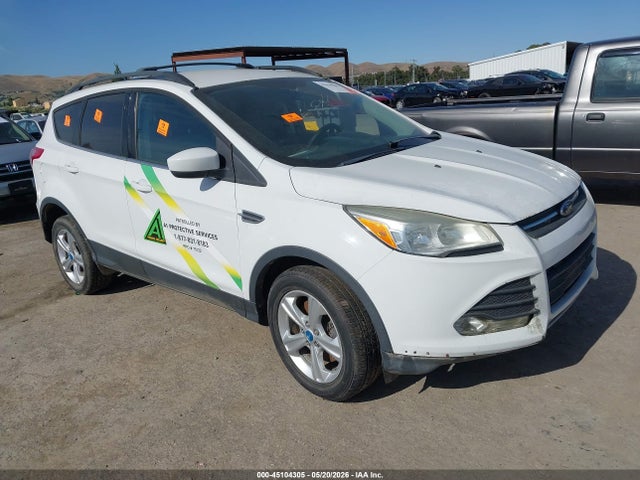 Salvage Ford Escape Image
