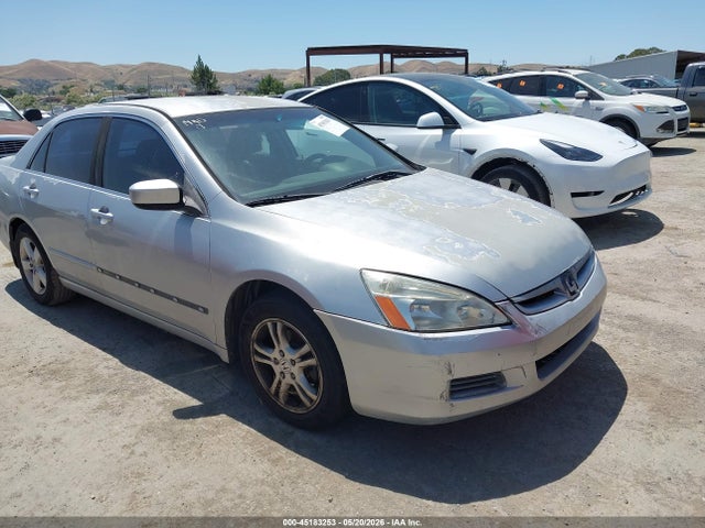Salvage Honda Accord Image