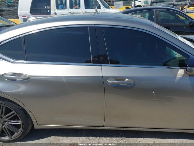 Lexus Es F Sport