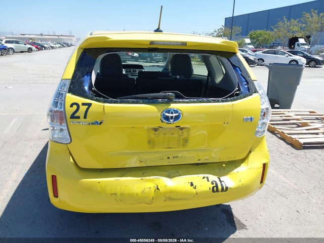 Toyota Prius v Three