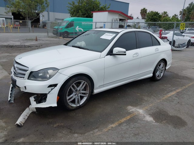 Mercedes-Benz C-Class Sport