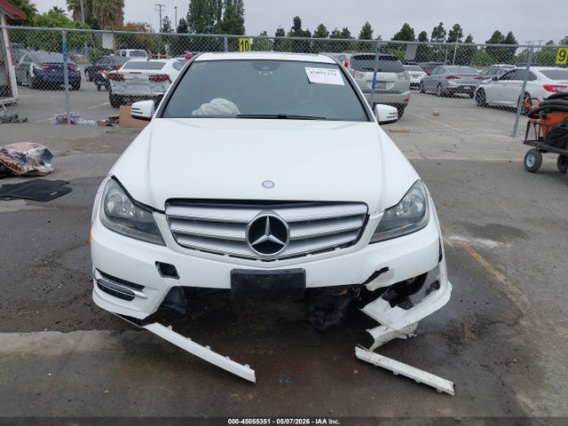 Mercedes-Benz C-Class Sport