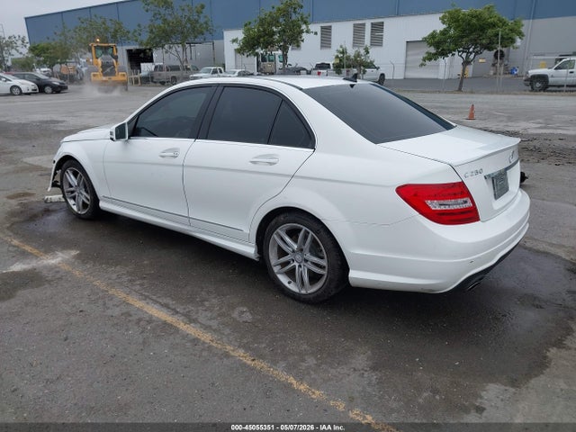 Mercedes-Benz C-Class Sport