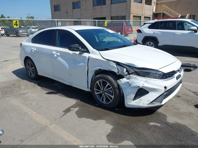 Salvage Kia Forte Image