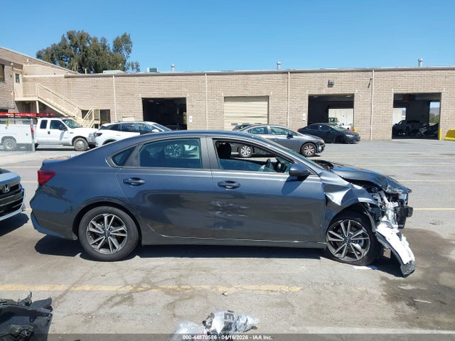 Kia Forte Lxs