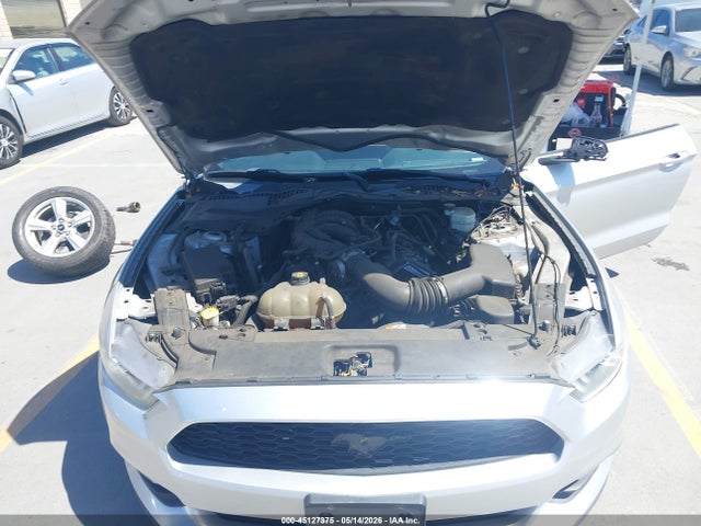 Ford Mustang V6