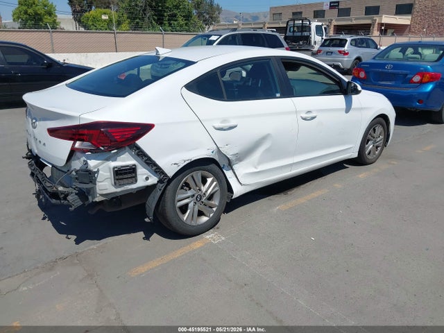 Hyundai ELANTRA Sel