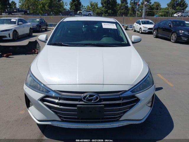 Hyundai ELANTRA Sel