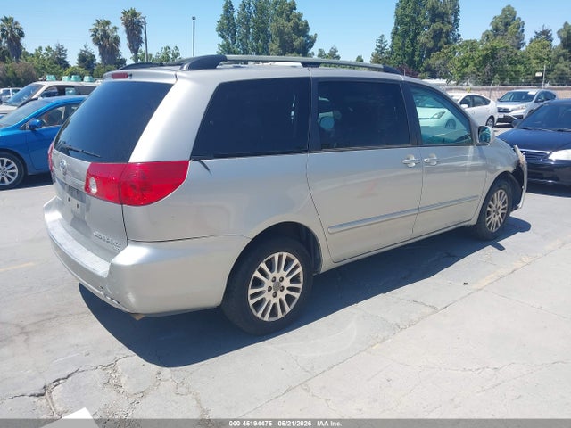 Toyota Sienna Xle