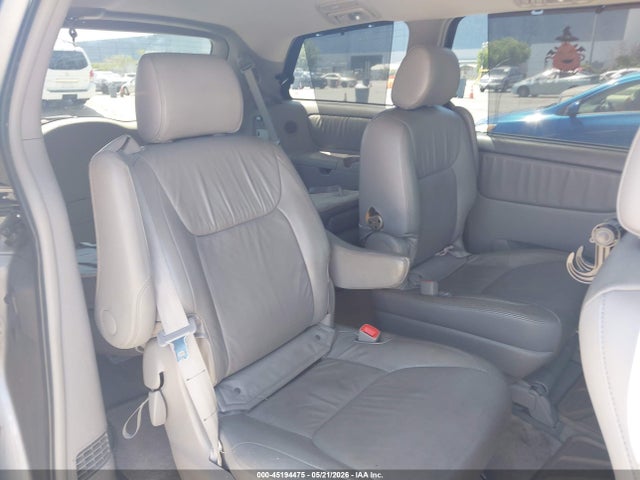 Toyota Sienna Xle