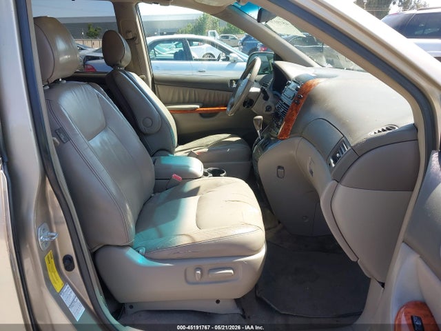 Toyota Sienna Xle