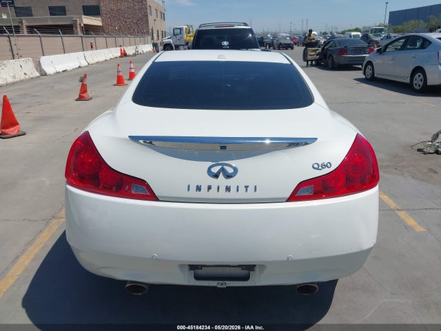 INFINITI Q60 Journey