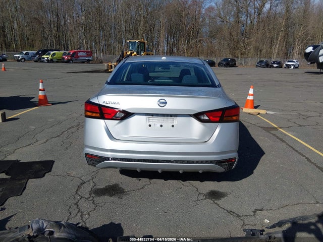 Nissan Altima S Fwd