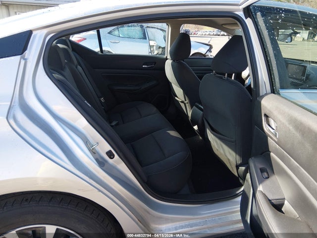 Nissan Altima S Fwd
