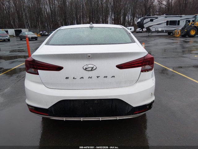 Hyundai ELANTRA Value Edition