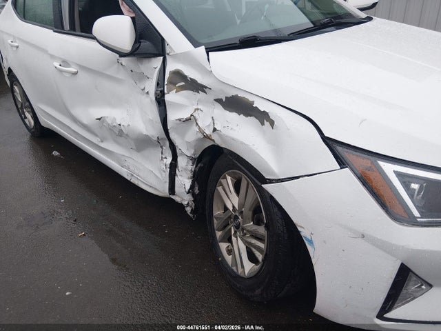 Hyundai ELANTRA Value Edition