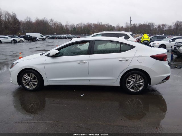 Hyundai ELANTRA Value Edition