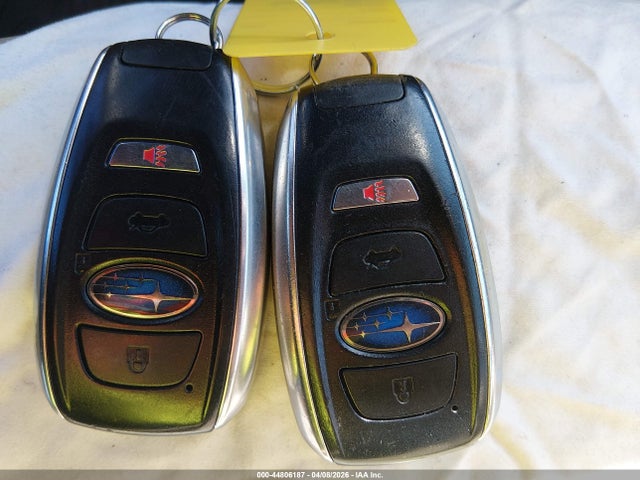 Subaru Legacy 3.6r Limited
