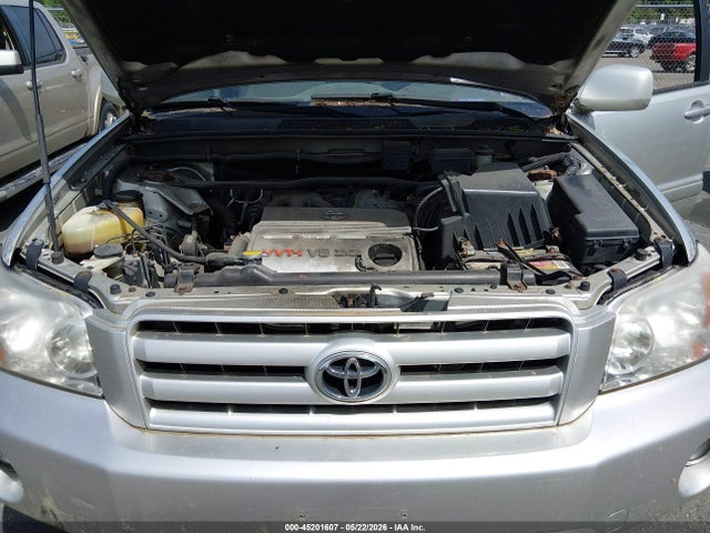 Toyota Highlander V6