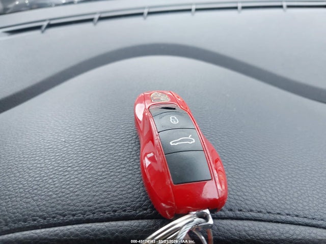 Porsche Panamera 4s