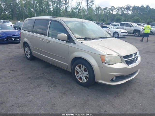 Salvage Dodge Grand Caravan Image