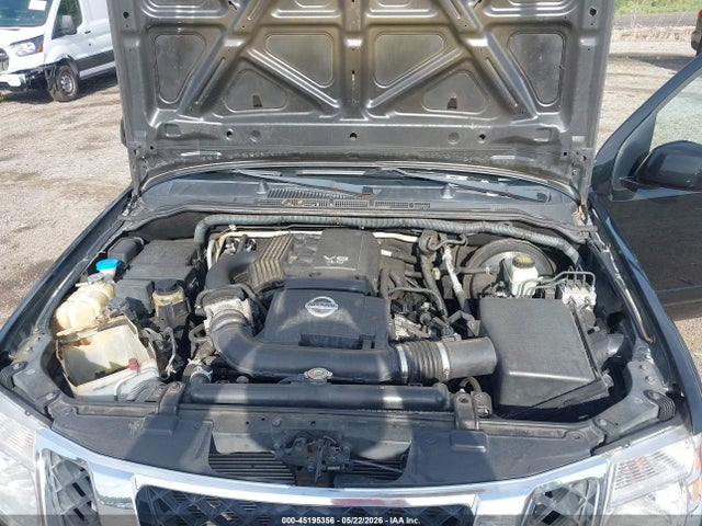 Nissan Pathfinder Sv