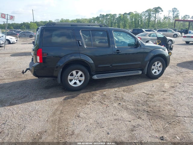 Nissan Pathfinder Sv