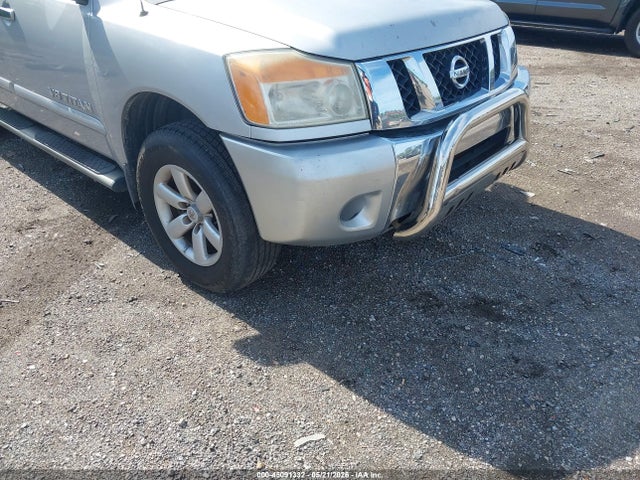 Nissan Titan Sv