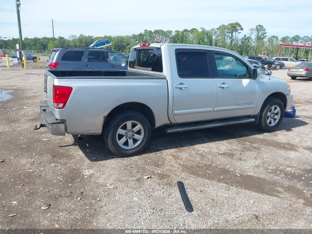 Nissan Titan Sv