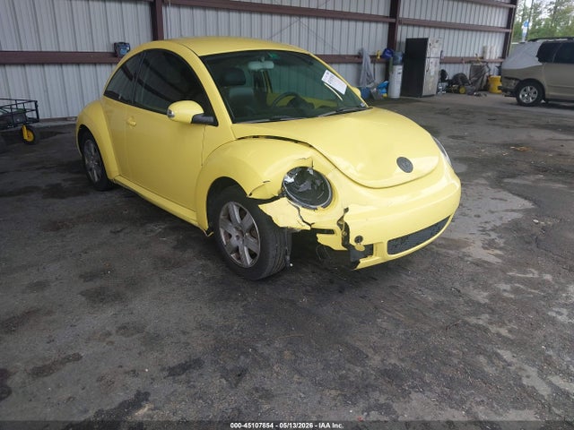 Salvage Volkswagen Beetle Image