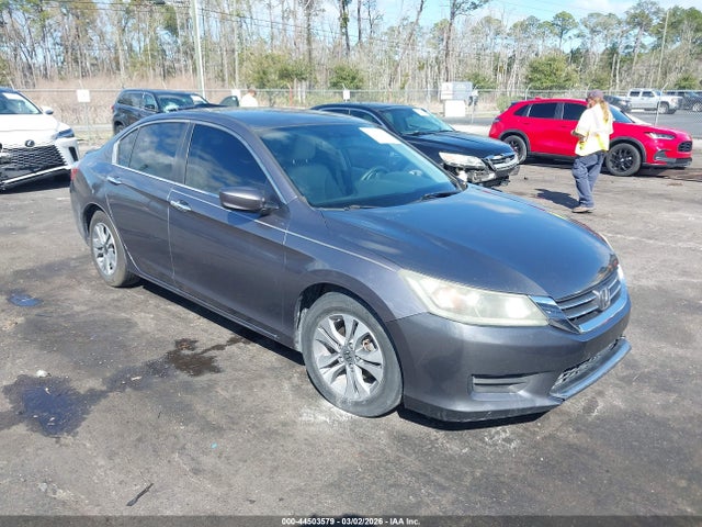 Salvage Honda Accord Image