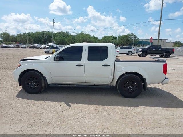 Nissan Frontier Sv