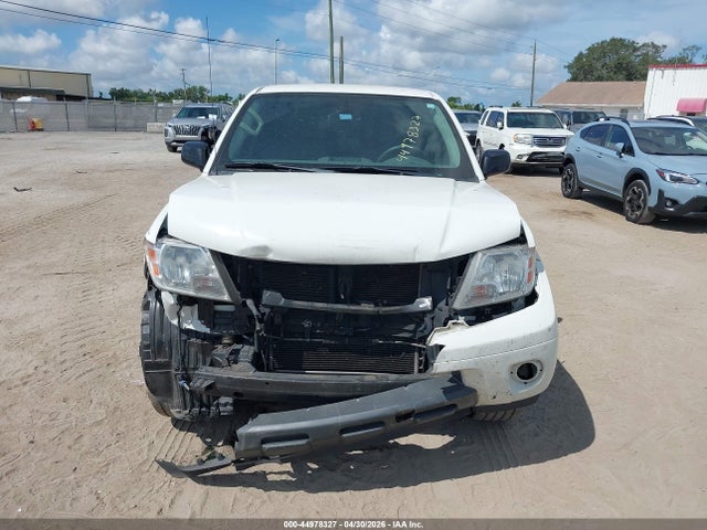 Nissan Frontier Sv