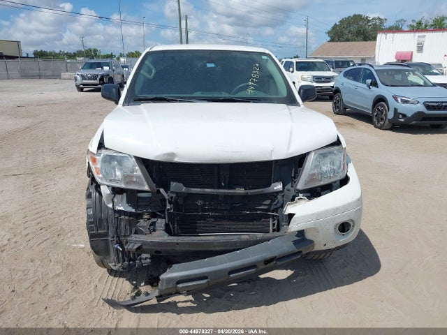 Nissan Frontier Sv