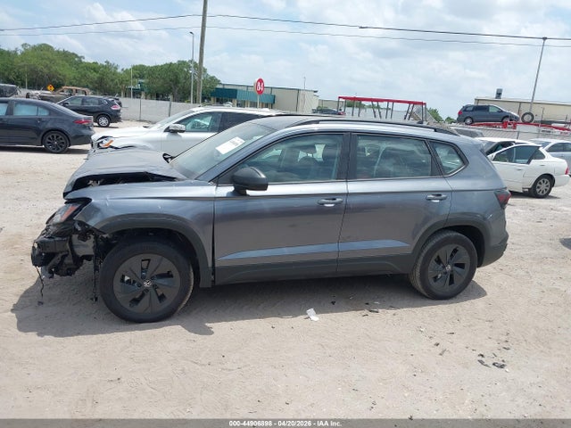 Volkswagen Taos 1.5t S