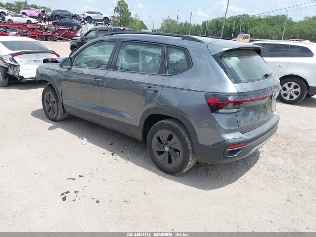 Volkswagen Taos 1.5t S