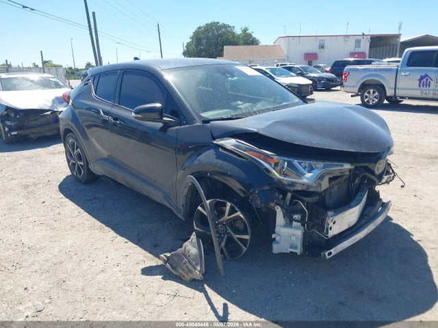 Salvage Toyota C-HR Image